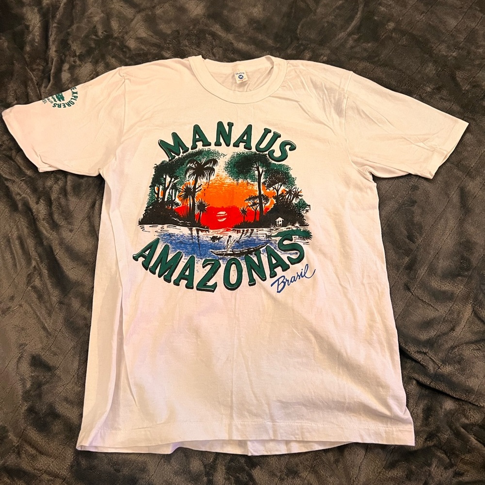 Vintage Brazilian Graphic tee, Single stitch sleeves